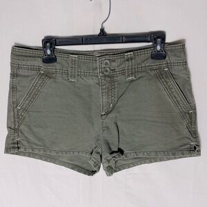Vintage Y2K Smart Set Army Green Cotton Low Rise Cargo Style Shorts 8 Retro 90s